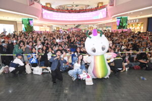 Em xinh Lyhan giao lưu cùng khán giả tại PARC MALL