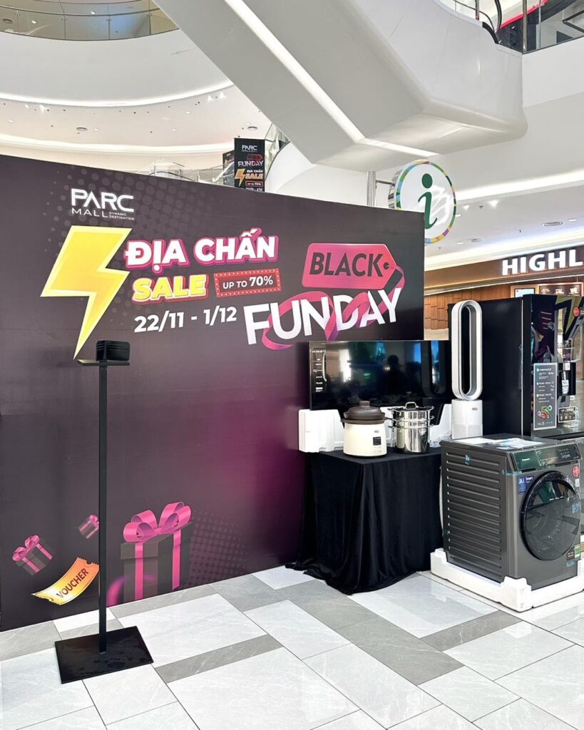 Chương trình Black Fun Day tại PARC MALL