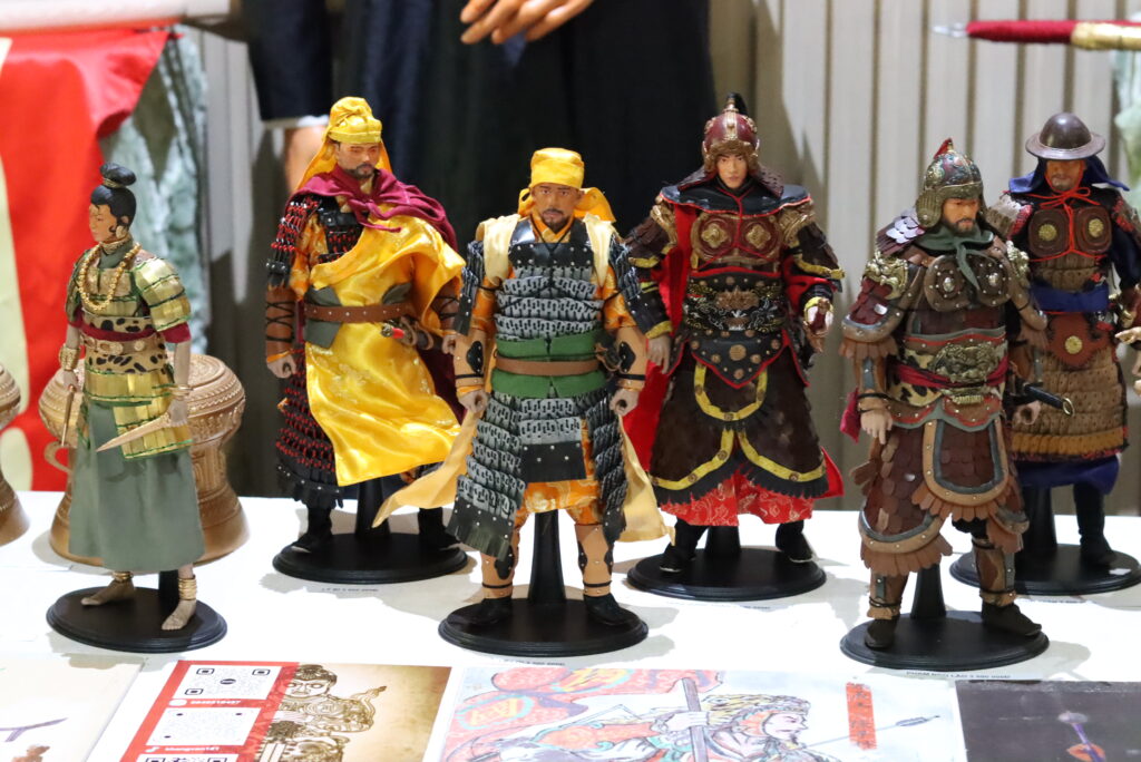 Mô hình những nhân vật lịch sử được khắc họa chi tiết