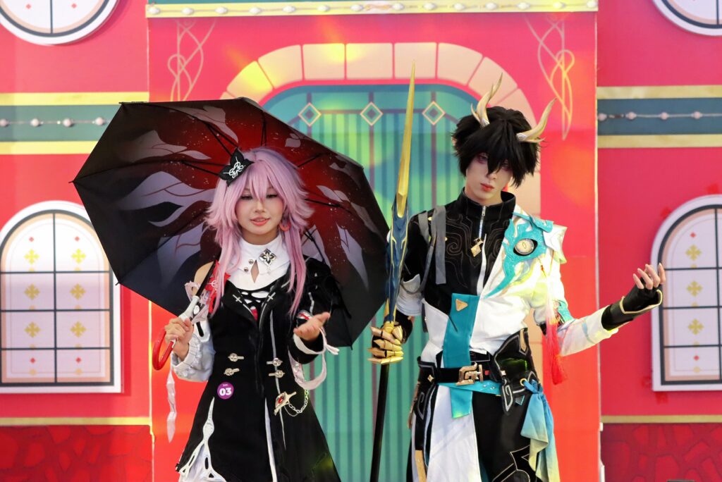 màn hóa trang nhân vật cực xinh từ các cặp đôi