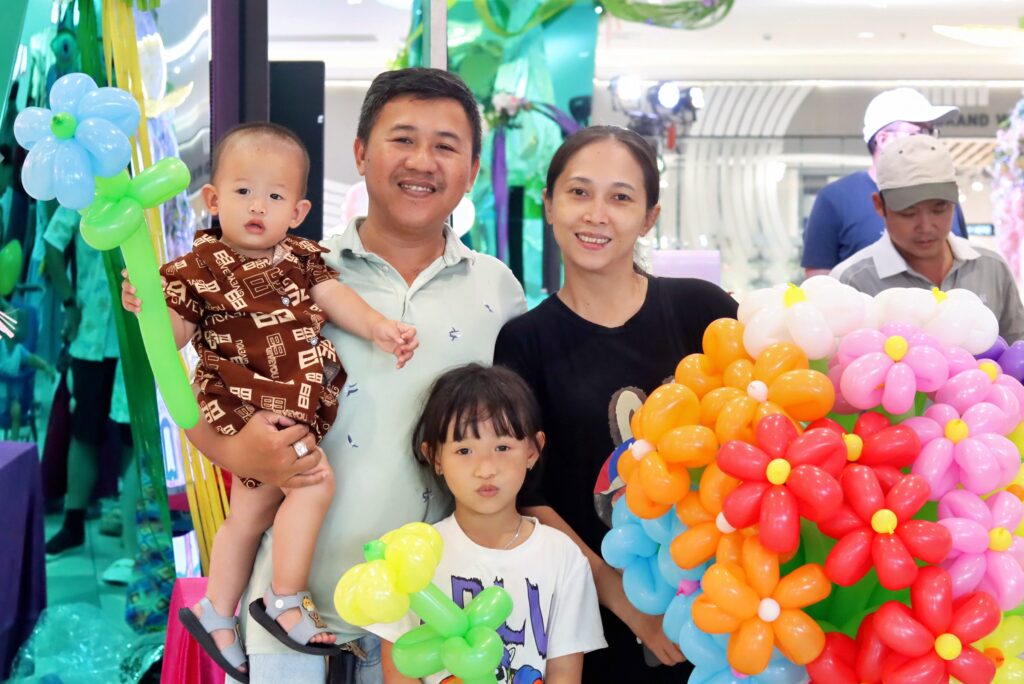 Các gia đình lưu lại kỉ niệm đẹp tại PARC MALL