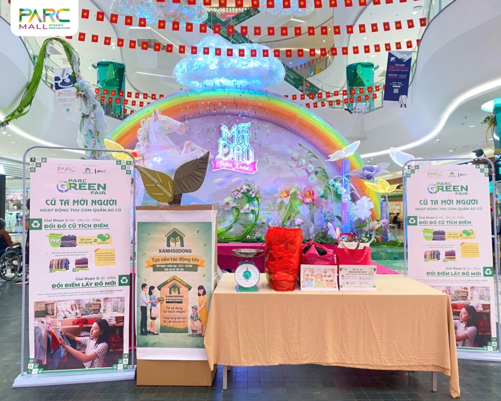 Hưởng ứng ngày trái đất tại sảnh sự kiện PARC MALL
