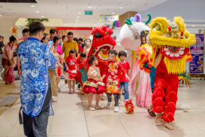 Hình ảnh trẻ em đón Tết thiếu nhi tại TTTM PARC MALL năm vừa qua