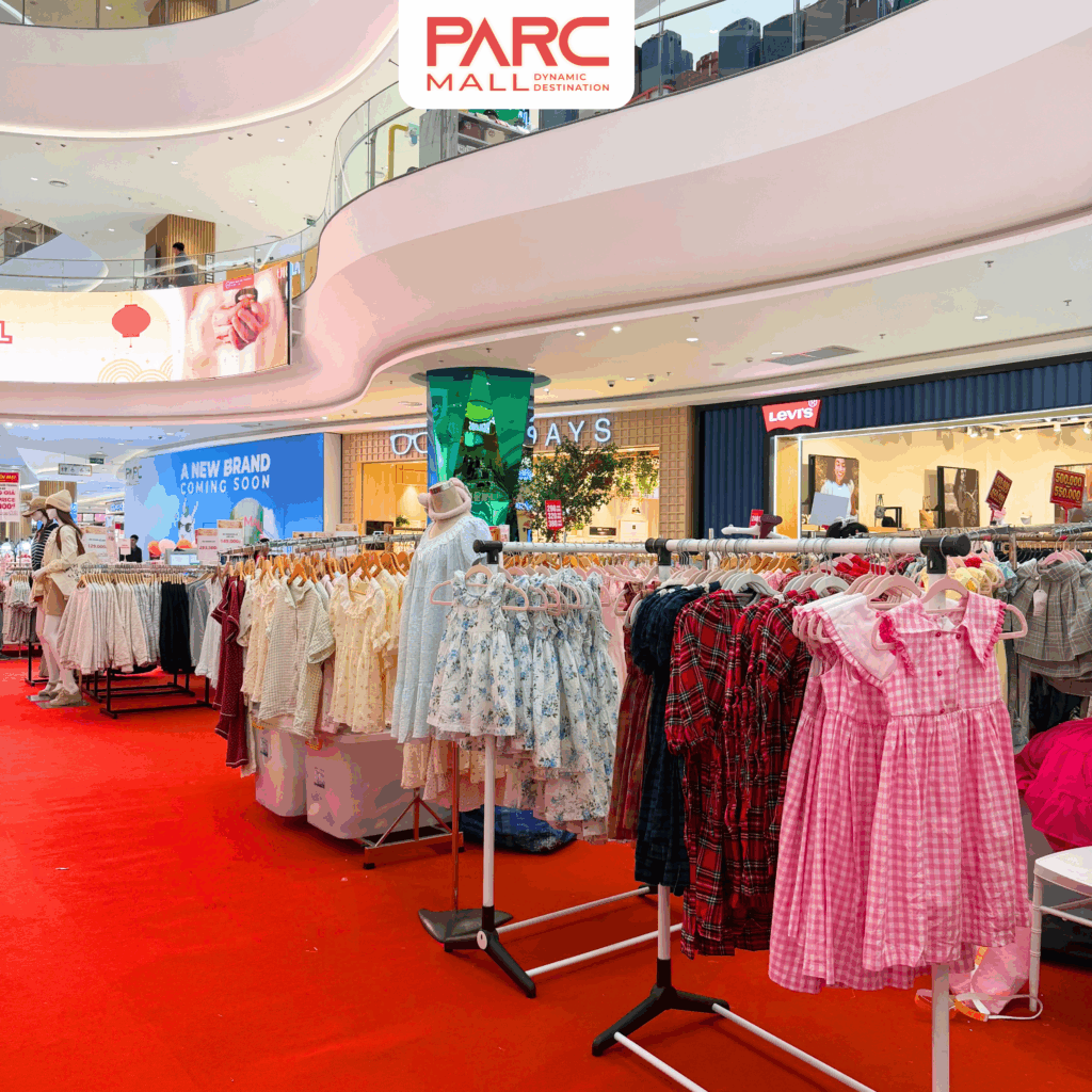 Hàng loạt ưu đãi sale up 50% trong hội chợ